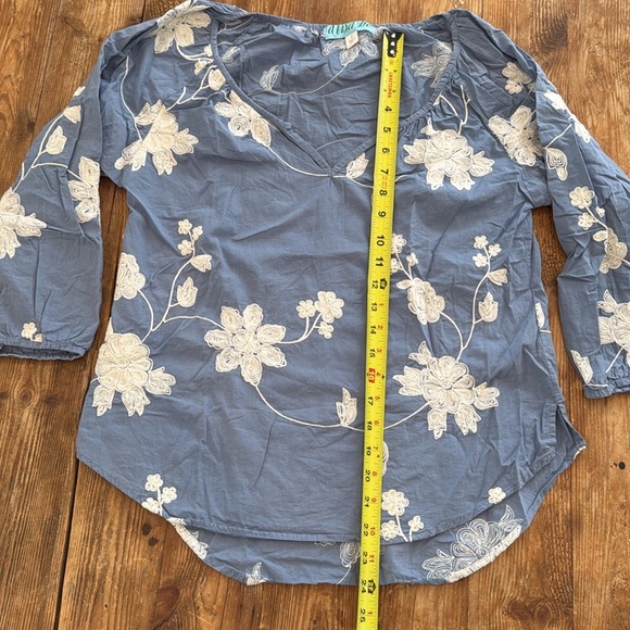 Aina Be Women’s Embroidered Boho Top 100% Cotton 3/4 Sleeve Slate Blue Small EUC - Picture 9 of 11